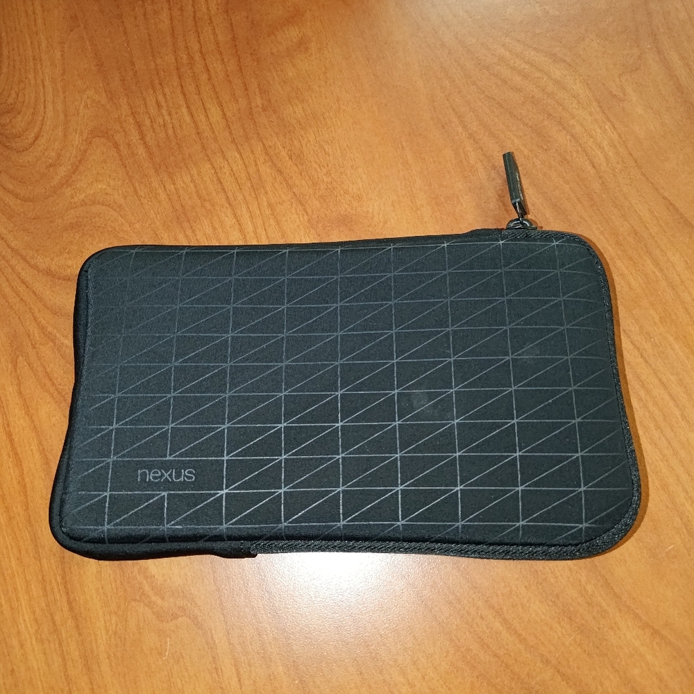 Google Sleeve GLE10100 for Nexus 7 Tablets - Black